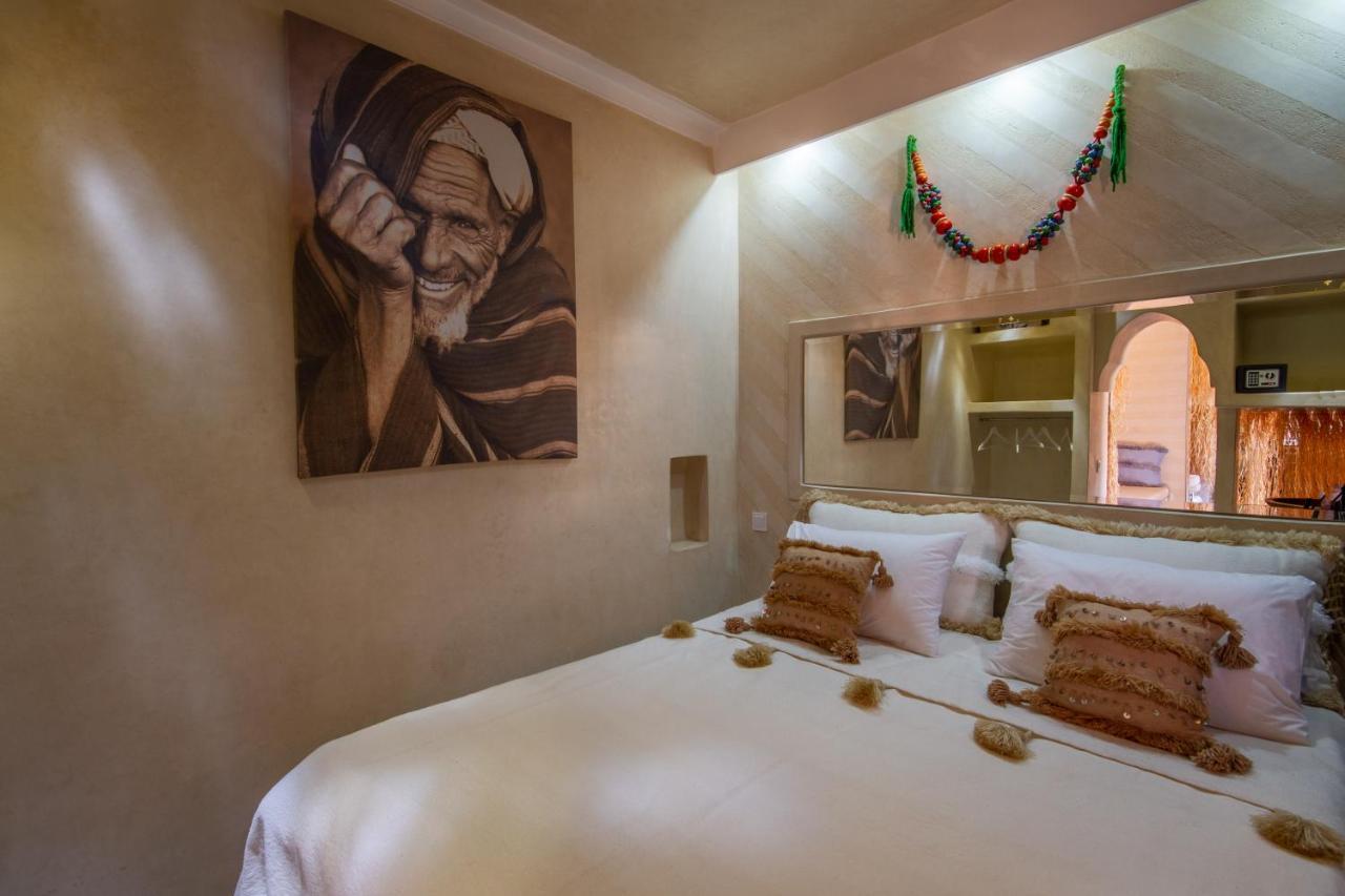 Riad Bed & Breakfast Comptoir Du Pacha มาร์ราเกช ภายนอก รูปภาพ