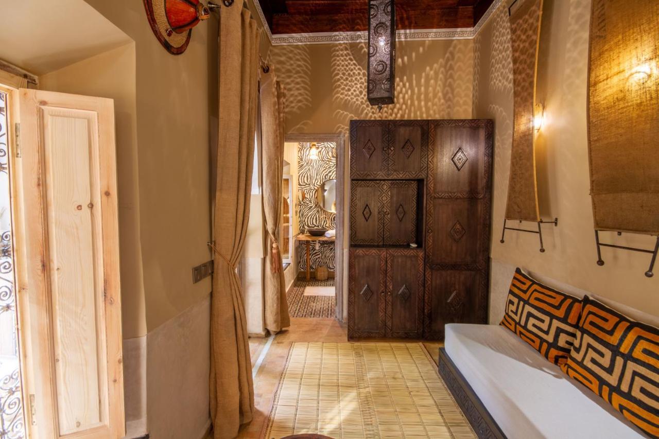 Riad Bed & Breakfast Comptoir Du Pacha มาร์ราเกช ภายนอก รูปภาพ