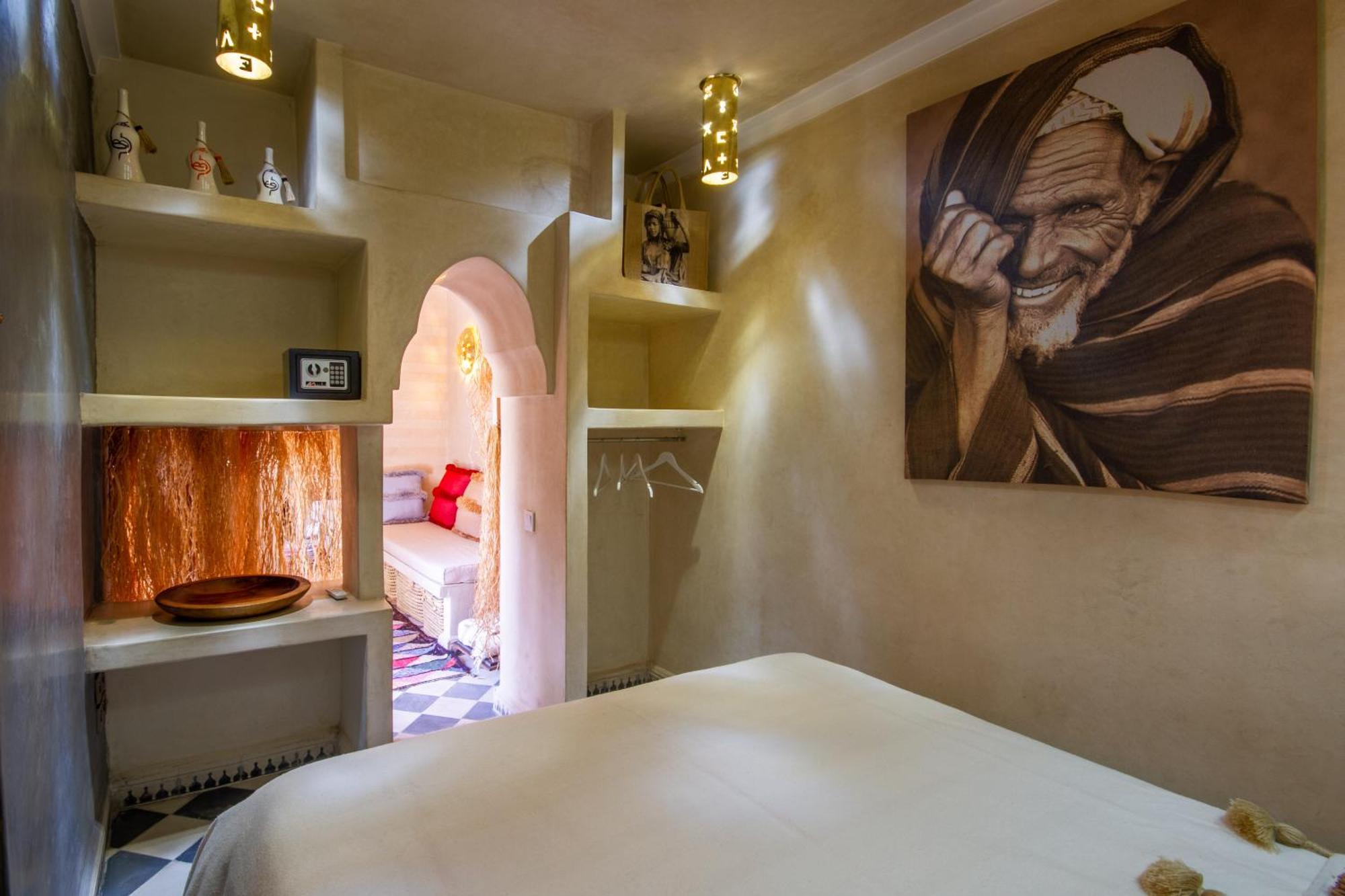 Riad Bed & Breakfast Comptoir Du Pacha มาร์ราเกช ภายนอก รูปภาพ